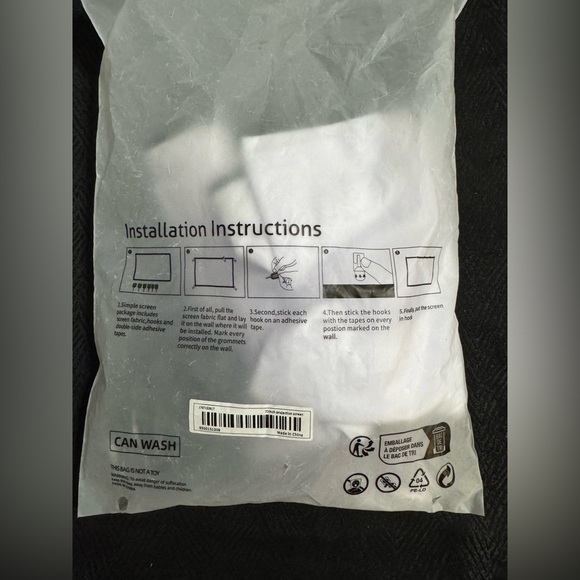 Simple Projection Screen - White - Picture 3 of 7